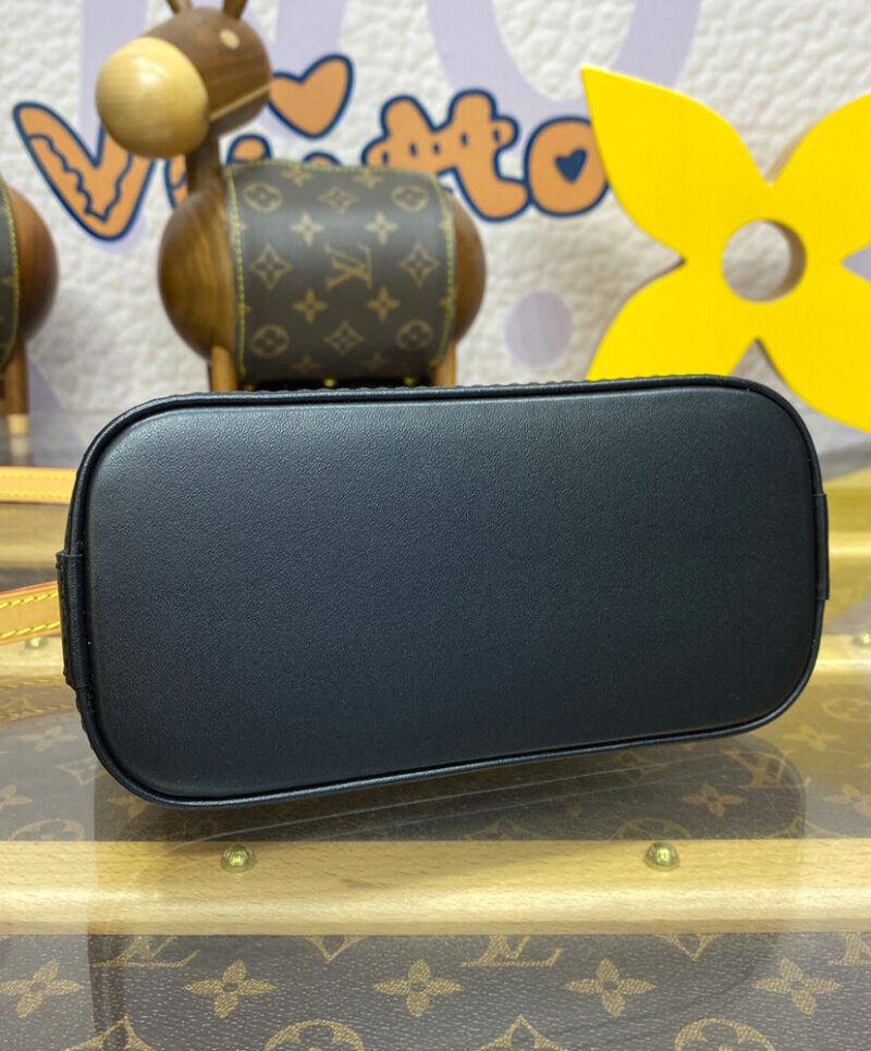 Louis Vuitton Nano Alma M46895 Cream